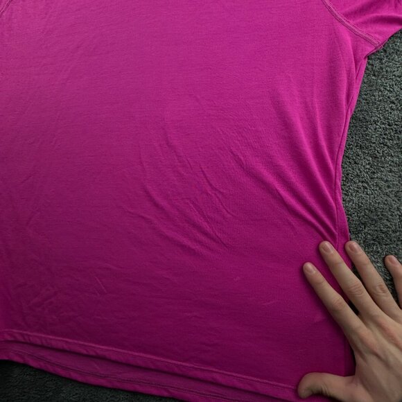 The North Face Women’s T-shirt 2XL Vaporwick Pink Short Sleeve Outdoor Hiking - Picture 12 of 13